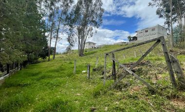 Venta de terreno amplio- sector Carmen de Sinincay