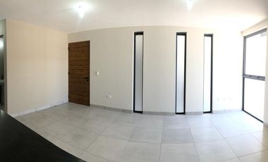 Rento Duplex en PB con patio y amenidades en Acento Residencial, Zakia, Qro. 12,000