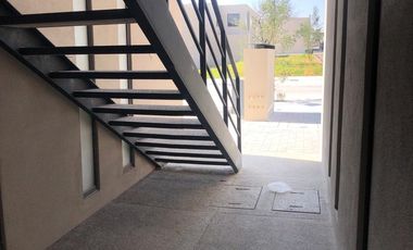 Rento Duplex en PB con patio y amenidades en Acento Residencial, Zakia, Qro. 12,000