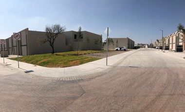 Rento Duplex en PB con patio y amenidades en Acento Residencial, Zakia, Qro. 12,000
