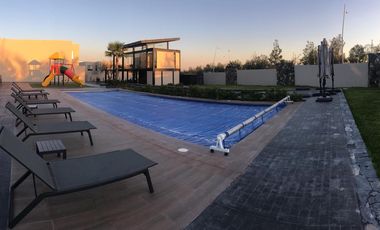 Rento Duplex en PB con patio y amenidades en Acento Residencial, Zakia, Qro. 12,000