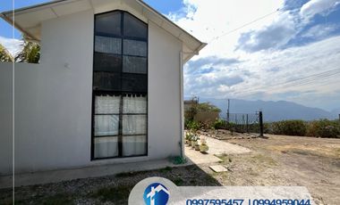 VENDO QUINTA EN YUNGUILLA.