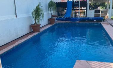 CASA EN LOMAS DE COCOYOC CON TODOS LOS SERVICIOS