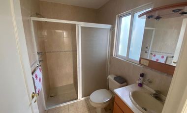 CASA EN LOMAS DE COCOYOC CON TODOS LOS SERVICIOS