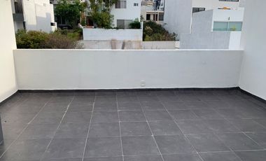 CASA EN VENTA, FRACC. ZIBATA, PRIVADA AGAVE