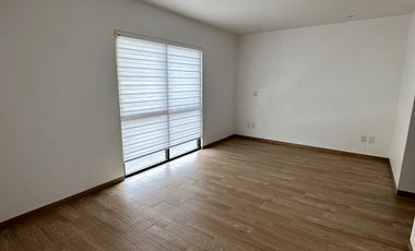 CASA EN VENTA, FRACC. ZIBATA, PRIVADA AGAVE