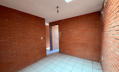 Casa en Renta, Fracc. Arboledas Cd Bajío
