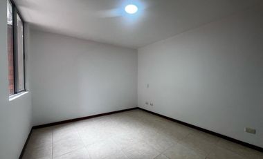 Apartamento en arriendo en Cumbres, Envigado, Antioquia