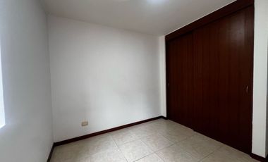 Apartamento en arriendo en Cumbres, Envigado, Antioquia