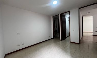 Apartamento en arriendo en Cumbres, Envigado, Antioquia