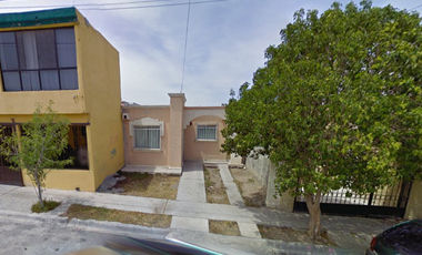 Casa en Remate Bancario en C. 11, Mirasierra, Saltillo, Coah. (65% debajo de su valor comercial, solo recursos propios)