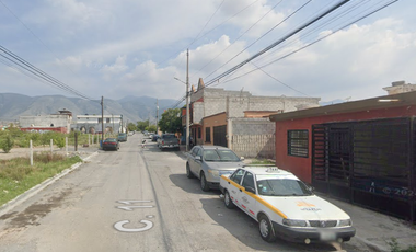 Casa en Remate Bancario en C. 11, Mirasierra, Saltillo, Coah. (65% debajo de su valor comercial, solo recursos propios)