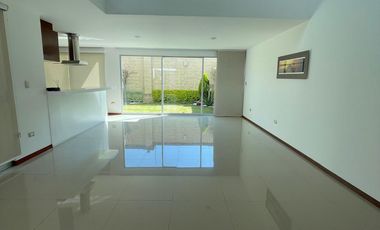 CASA INCREIBLE – SAN JOSE ZONA AZUL