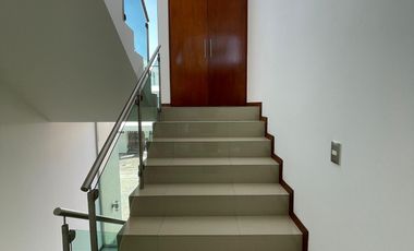 CASA INCREIBLE – SAN JOSE ZONA AZUL