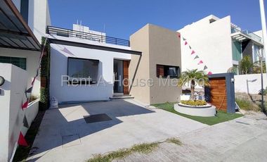 Casa en venta en El Refugio, Querétaro. Vive la Comodidad y el Estilo en el Corazón de El Refugio, Querétaro