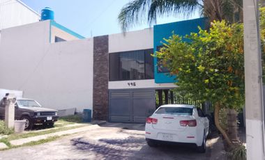 TRASPASO DE CASA EN LA JUERTA DE PEÑA (MG)