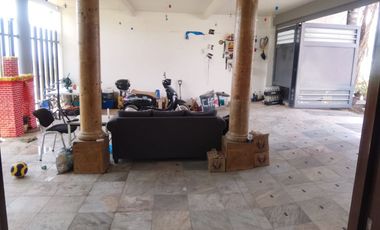 TRASPASO DE CASA EN LA JUERTA DE PEÑA (MG)