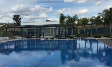 CASA EN VENTA EN SENDEROS DE MONTE VERDE 162 COTO 5C CON ALBERCA