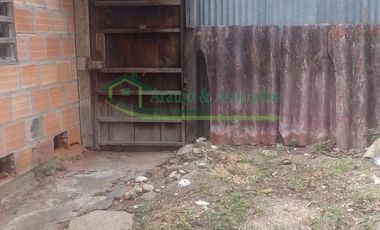 En Girardot - Cundinamarca vendemos lote urbano 300 M2 área.