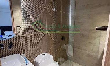 En Nariño - Cundinamarca Vendemos hermosa casa de dos pisos con piscina privada en conjunto.