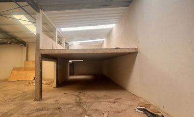 Amplia Bodega en venta Zona Huentitán ideal producción a almacenaje