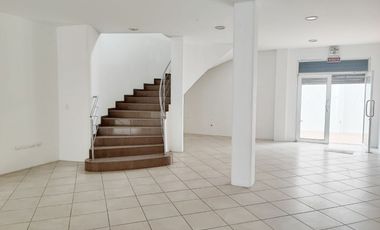 Alquiler Local Comercial en La Alborada - Ave. Orellana - Norte Guayaquil - L32