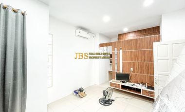 Dijual Villa Siap Huni Furnished Komplek Grand Legian Jalan Kapten Muslim