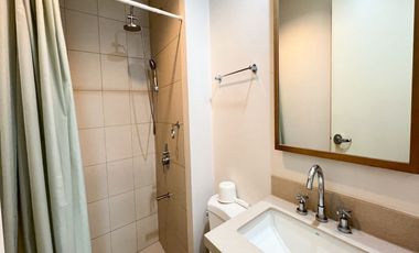 Rush: 2BR Flat in One Rockwell East for Sale