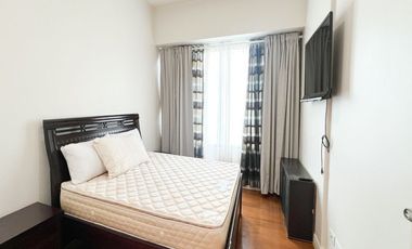 Rush: 2BR Flat in One Rockwell East for Sale