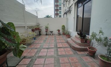 Alquiler departamento planta baja 2 habitaciones en Urbanización Olivos 2