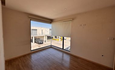 BONITA CASA EN RENTA EN EL FENIX, ZONA ESMERALDA DE SAN MATEO ATENCO A UNOS PASOS DE METEPEC