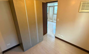 Rent to Own 2 Bedroom Penthouse FOR SALE in St Mark Residence McKinley Hill Taguig