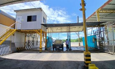 VENTA NEGOCIO DE MODERNA LAVADORA, SANTA ELENA