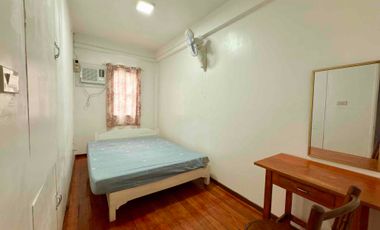 2 Bedrooms Fully Furnished Townhouse Near Downtown