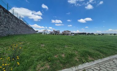 TERRENO EXCLUSIVO EN BELARDIA CONDADO DEL VALLE, METEPEC