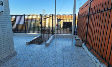Se vende hermosa casa en el Bosque San Carlos, La Serena