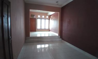Dijual Rumah Siap Huni di Cideng ,  2 Lantai Bisa Untuk Kantor Dekat CIdeng Barat