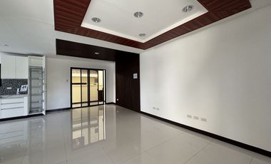 Stylish 3-Bedroom Smart Home in Town & Country West, Molino, Bacoor – ₱12,700,000
