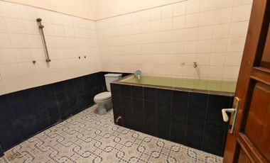 Dijual Rumah Waru Indah Letak Strategis