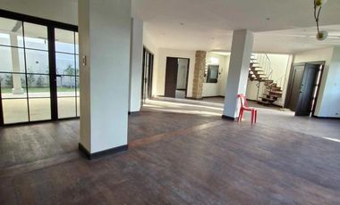 Ayala Alabang House for Lease