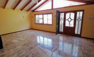 San Felipe – Arriendo amplia casa en Sector El Asiento