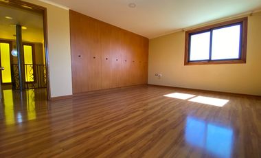 San Felipe – Arriendo amplia casa tipo chalet, sector El Asiento