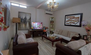 En la Parroquia El Cambio Se Vende Edificio Comercial/Residencial con Bodega, Oficinas, Departamento y Rooftop