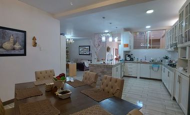 En la Parroquia El Cambio Se Vende Edificio Comercial/Residencial con Bodega, Oficinas, Departamento y Rooftop