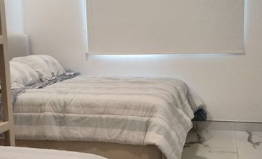 Crucita, Renta de hermosa casa 6 dormitorios con piscina al pie del mar