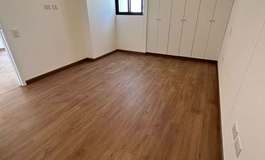 LINDO DEPARTAMENTO DE ESTRENO A SOLO DOS CUADRAS DEL MALECON