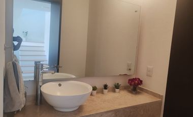 Departamento Duplex en Renta en Santa Fe. Con disponibilidad a partir del 15 de Mayo de 2025