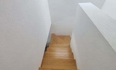 Departamento Duplex en Renta en Santa Fe. Con disponibilidad a partir del 15 de Mayo de 2025