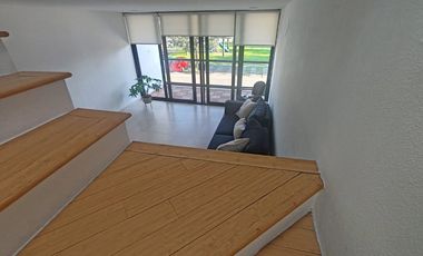 Departamento Duplex en Renta en Santa Fe. Con disponibilidad a partir del 15 de Mayo de 2025