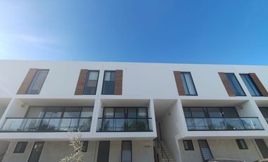 Departamento Duplex en Renta en Santa Fe. Con disponibilidad a partir del 15 de Mayo de 2025